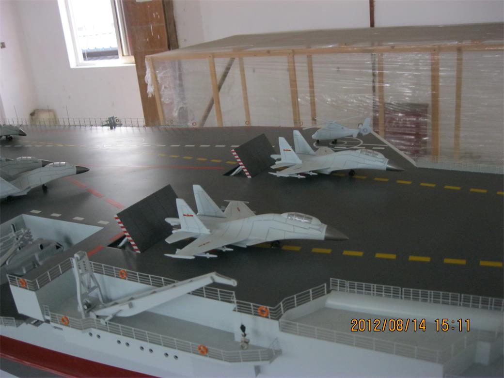 南召县辽宁舰模型